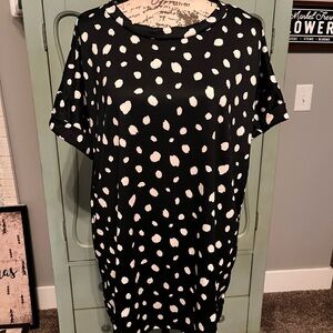 Zara Black and White Polka Dot Short Sleeve Tee